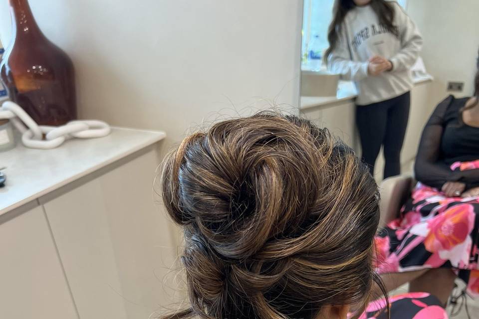 Messy up do