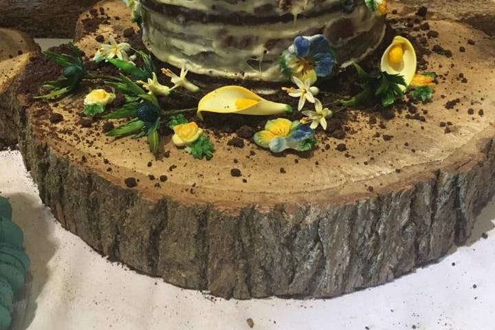 Naked cake on rustic display