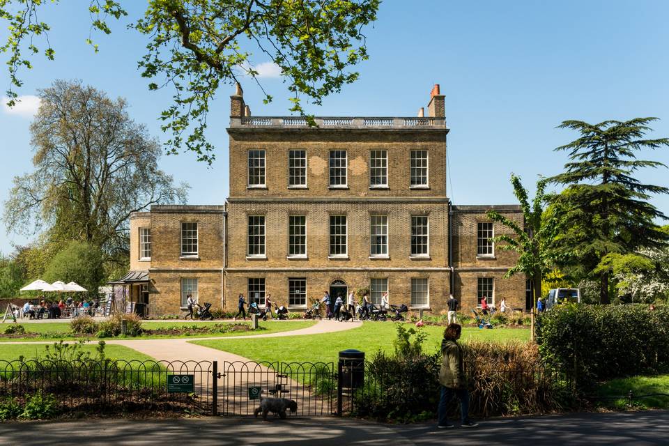 Clissold House