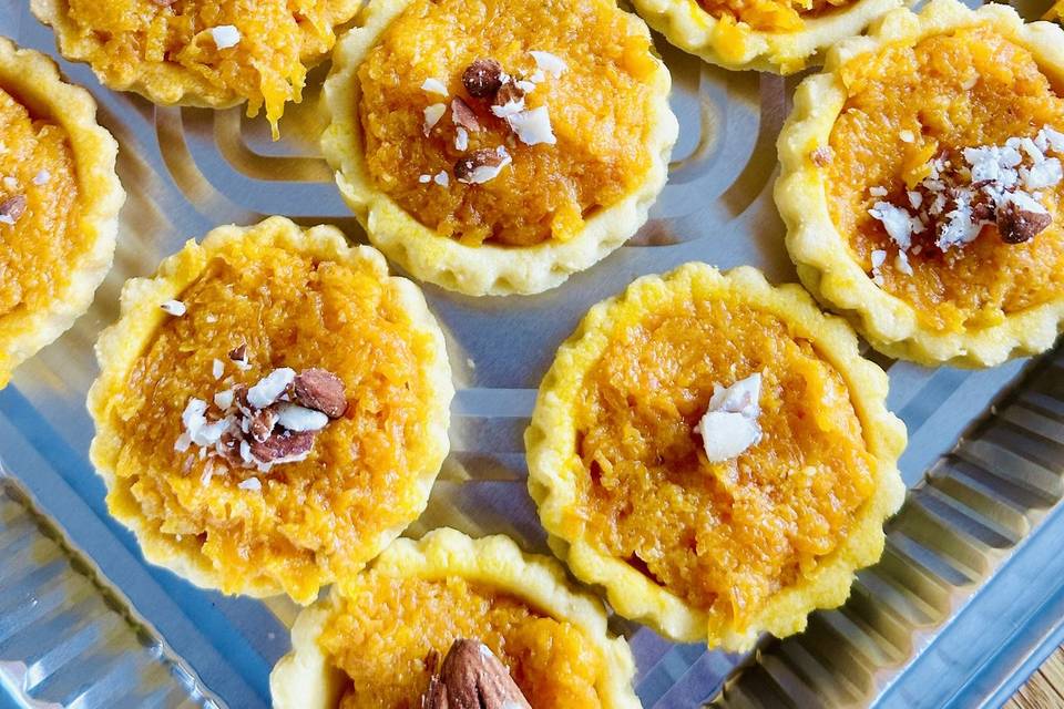 Carrot halwa tarts