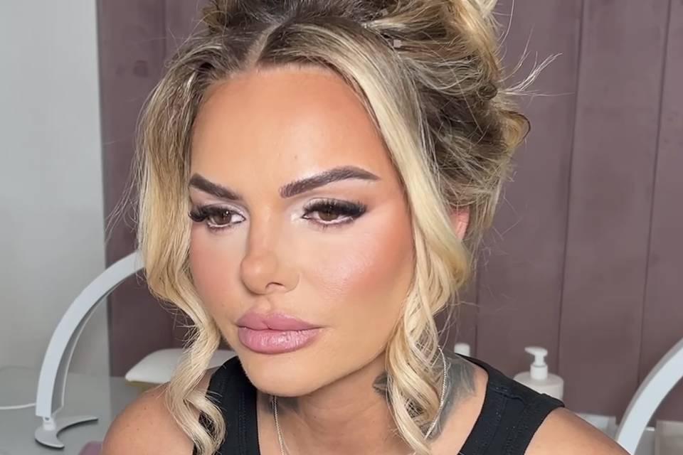 Glam Bridal Makeup