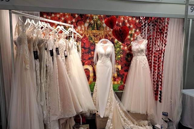 Chiffon Rose Bridal Boutique Warehouse