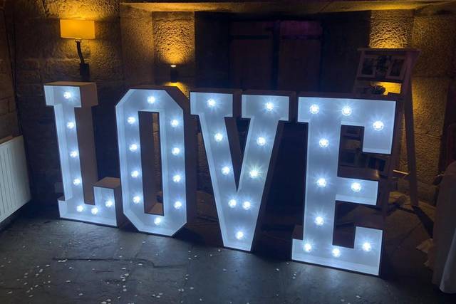 Picture Blast Photo Booth Hire