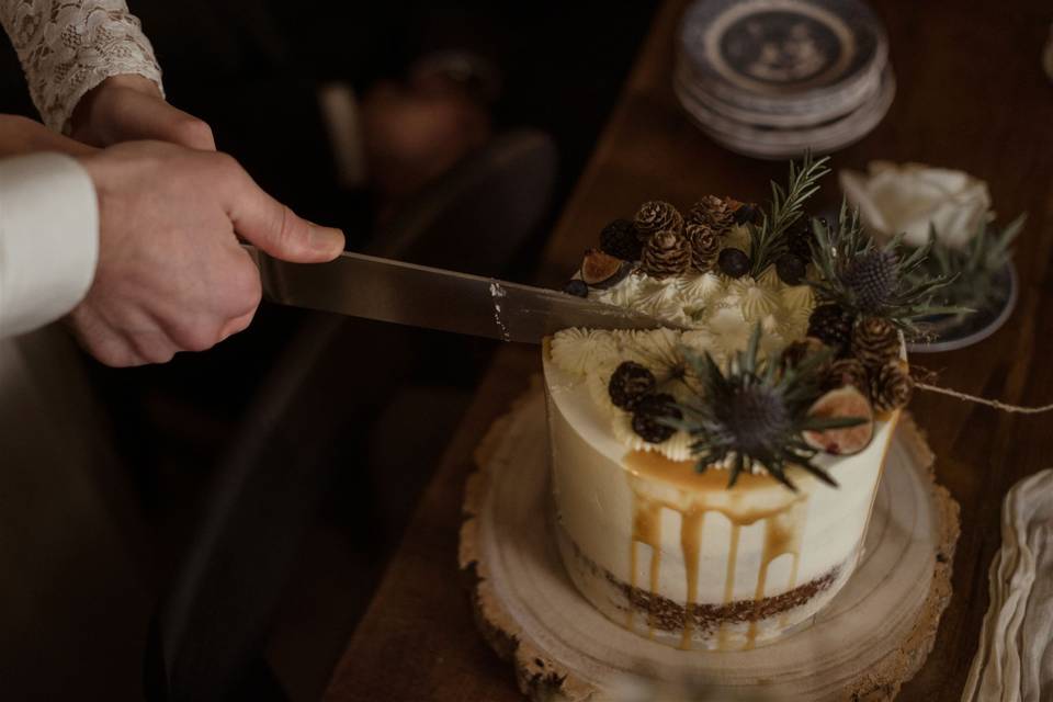 Toffee apple wedding cake