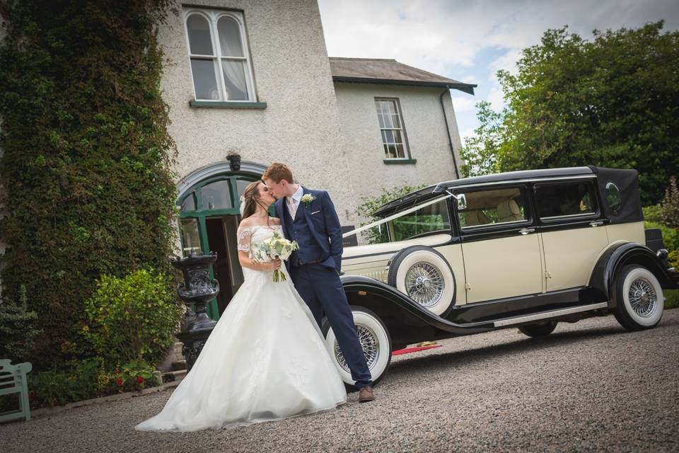 C4 Wedding Car Hire