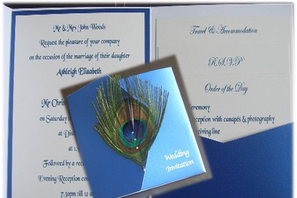 Peacock feather pocketfold