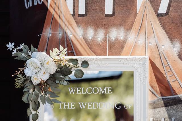 Welcome Sign