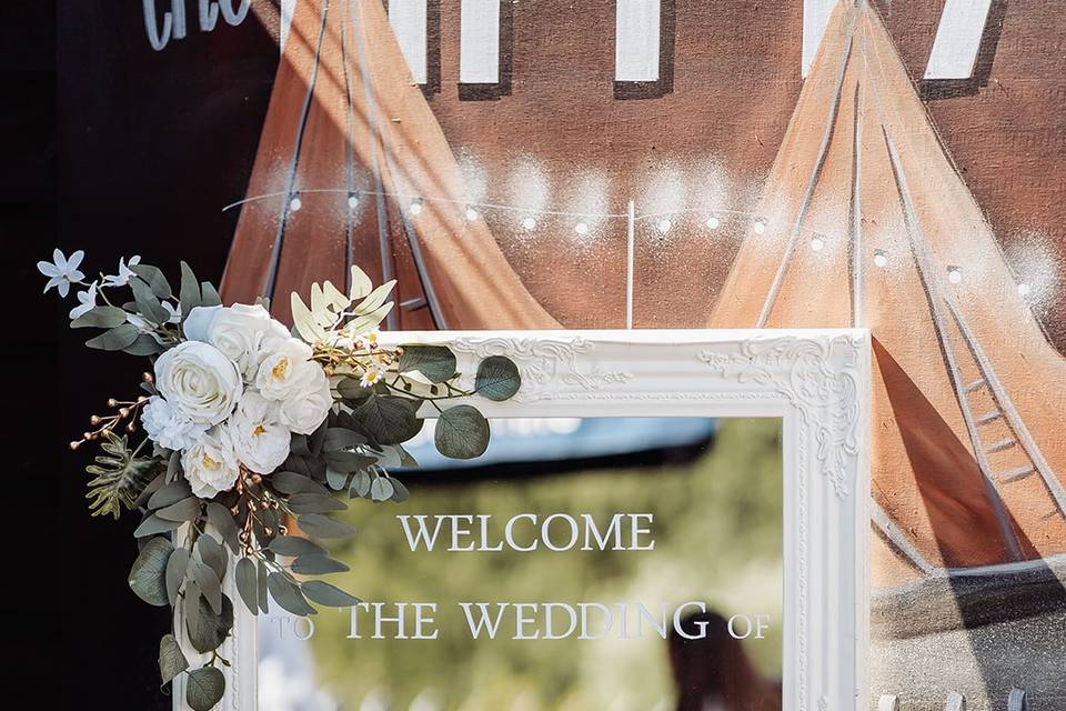 Welcome Sign
