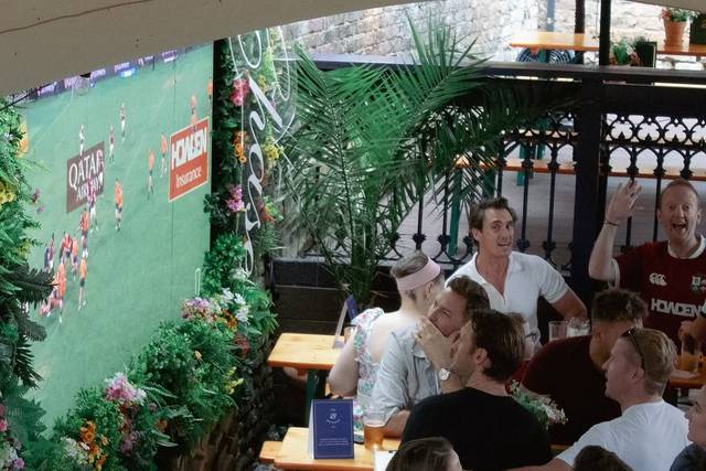 Screens available outside