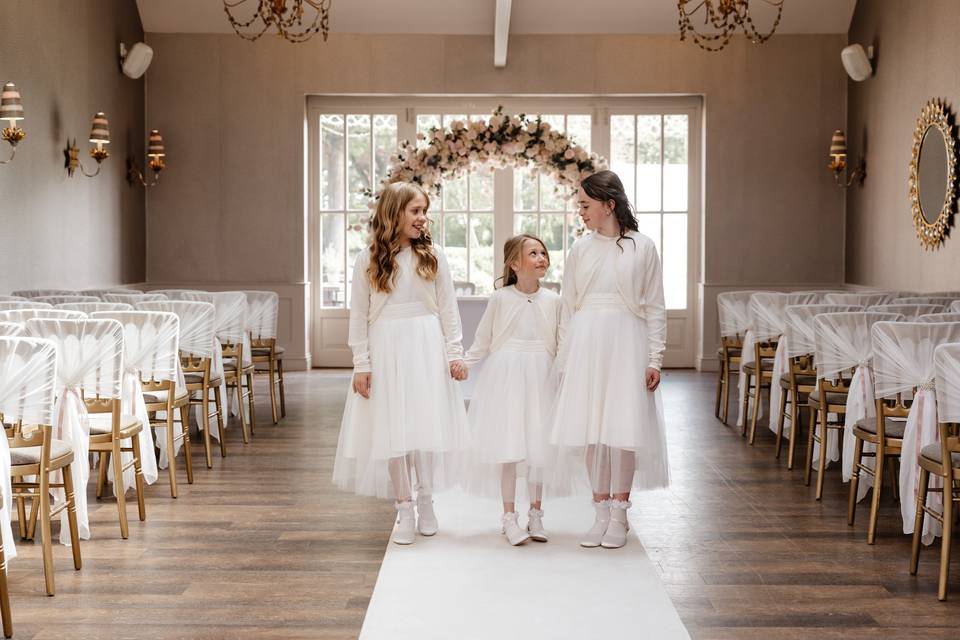 Bridesmaids walking ceremony