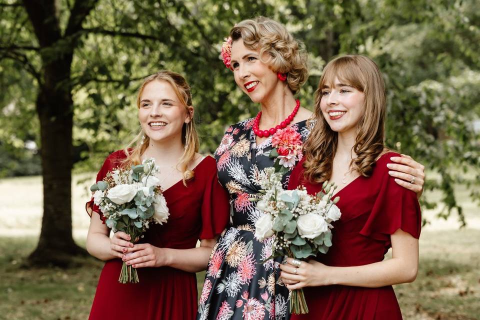 Bridesmaids with mum