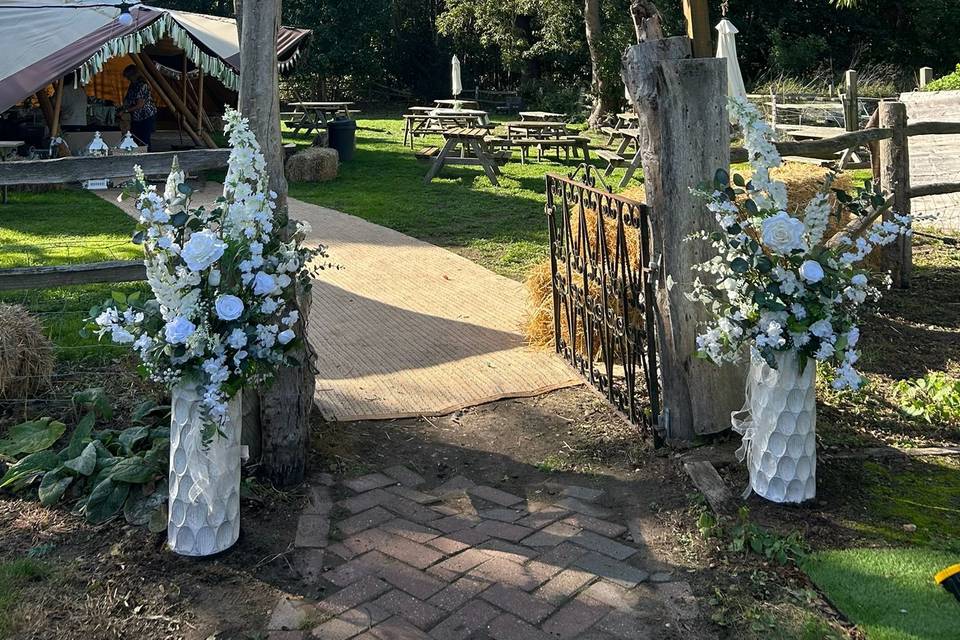 Dress the venue to your style