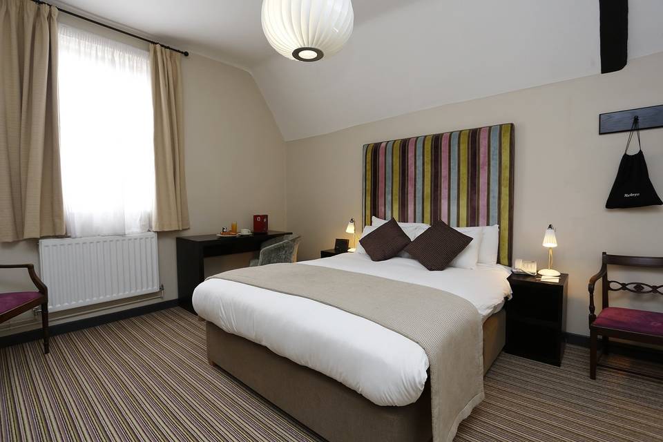 Red Lion bed room