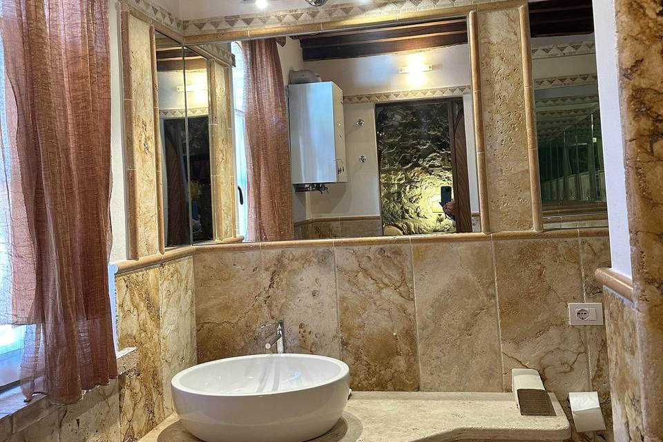 Sink and mirror