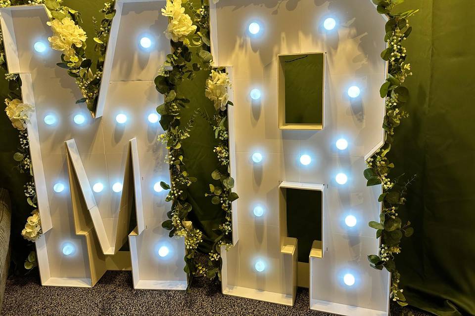 4ft Light Up MR
