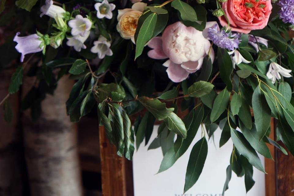 Bold summer arrangements