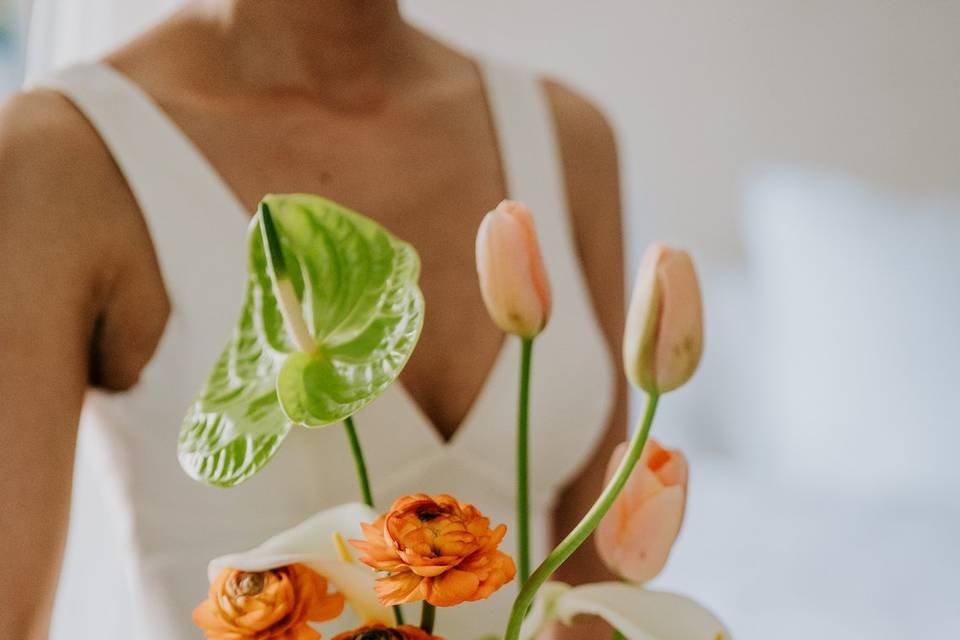 Bold bouquet for Olivia