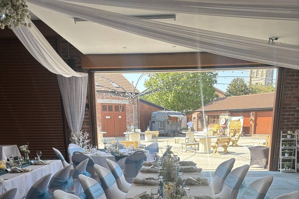 Function room to cou