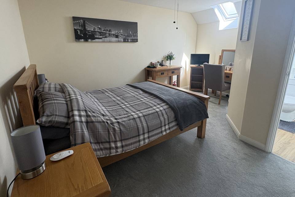 En-suite double bedroom