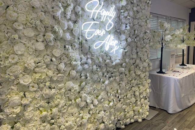 Deluxe Flower Walls