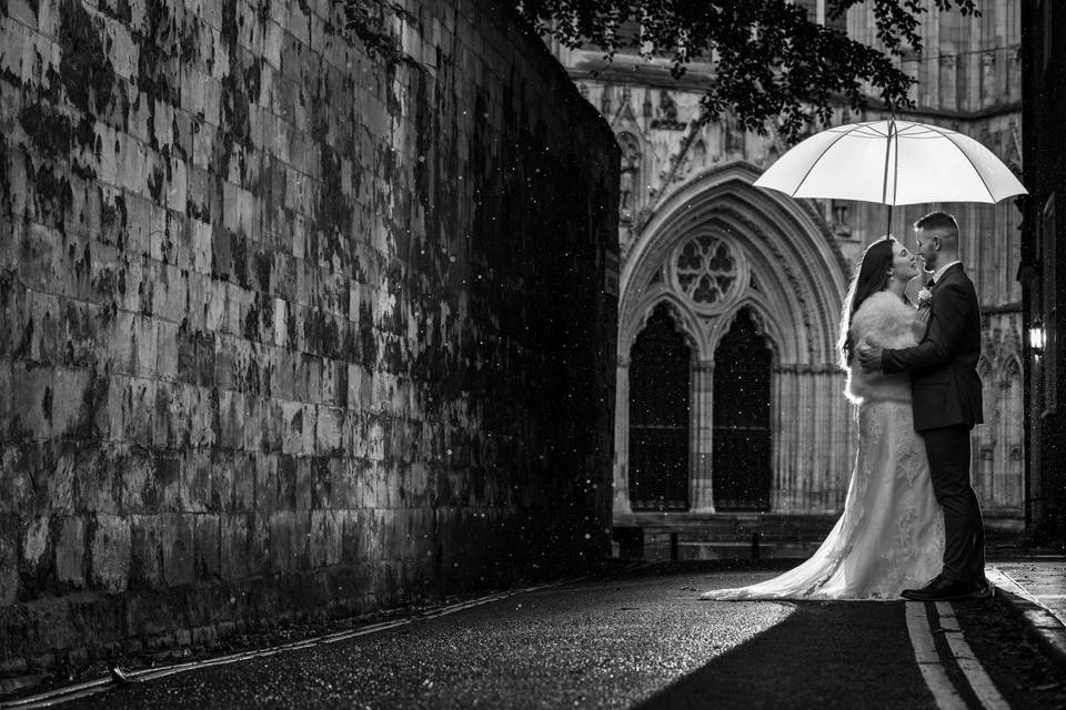 Black&white bride York Minster