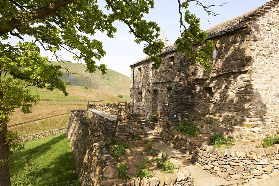 Hause Farm Cruik Barn