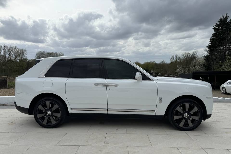 Rolls Royce Cullinan Hire Whit