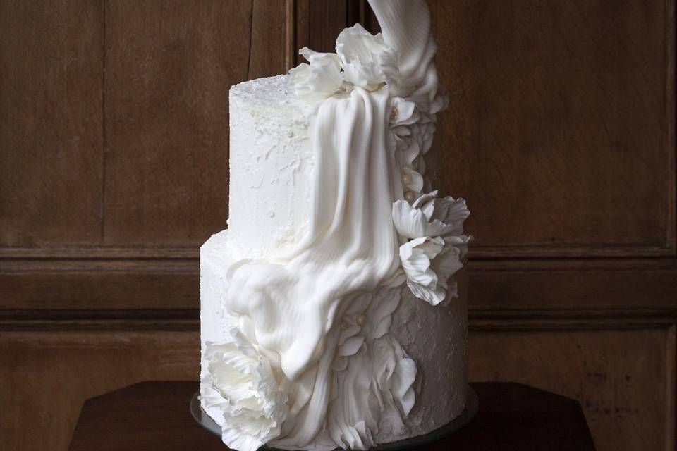 Textured drape cake