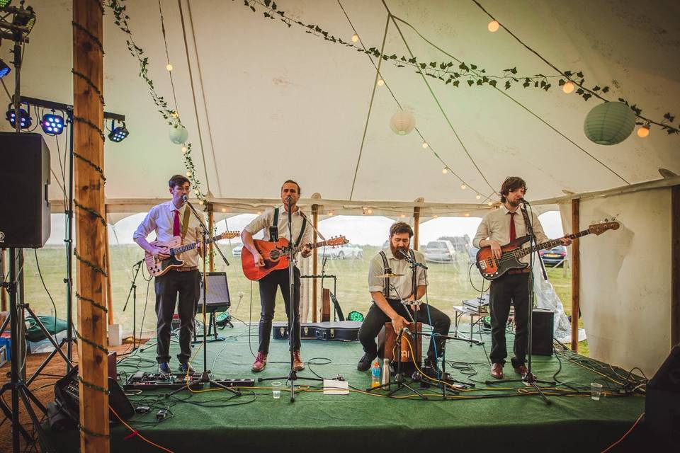 Devon wedding outside