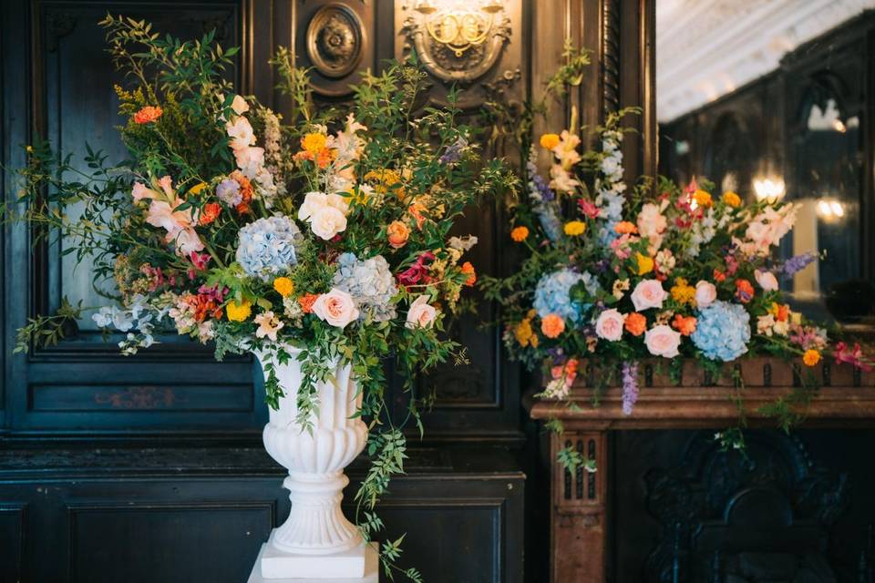 Luxury wedding flowers