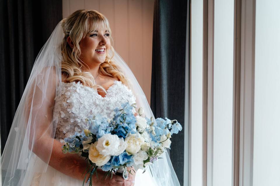 Blue & white bouquet