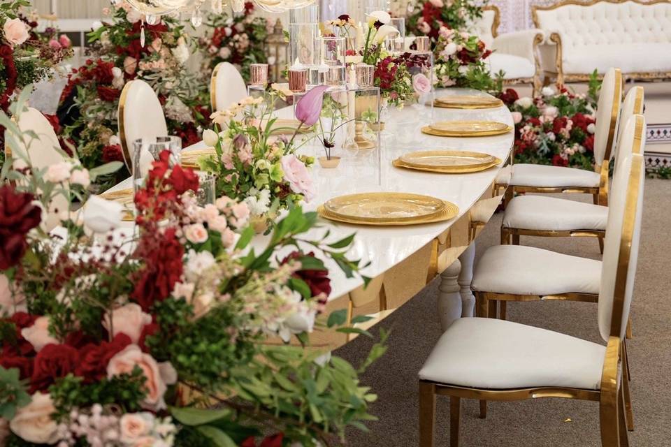 Opulent table flowers