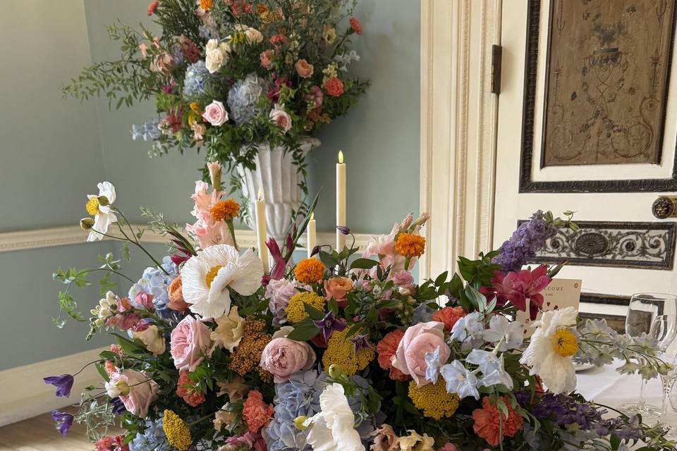 Bright wedding flowers top tab