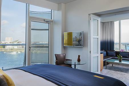 King 1 Bed Suite Bedroom