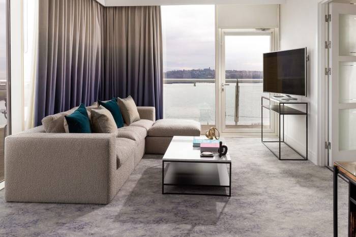 Tiger Bay Suite Lounge