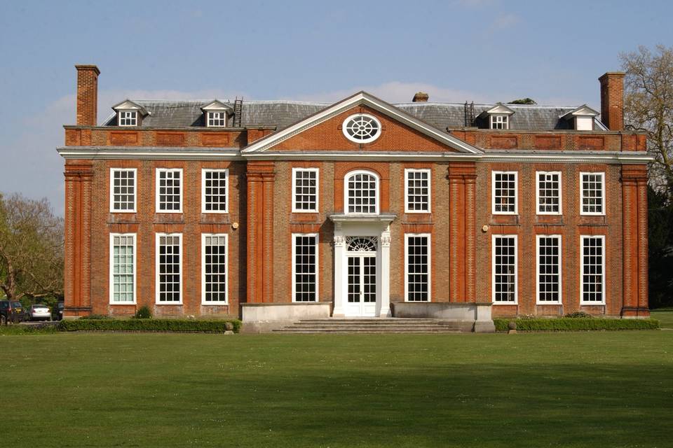 Bradbourne House