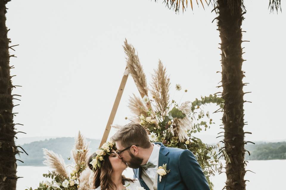 Italian lake wedding photo