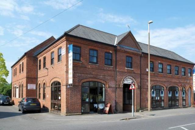 Studio, Brighton Road, Horsham