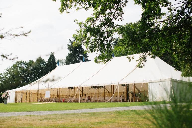 Open-sided tent