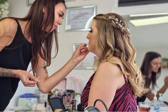 Bridesmaid makeup