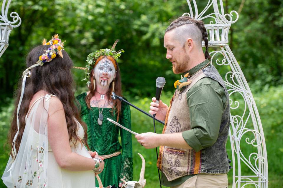 The Hand Fasting Ceremony