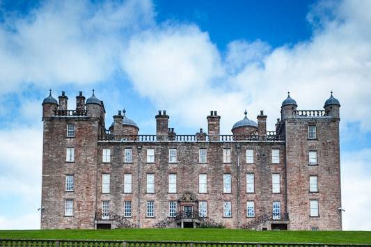Drumlanrig Castle