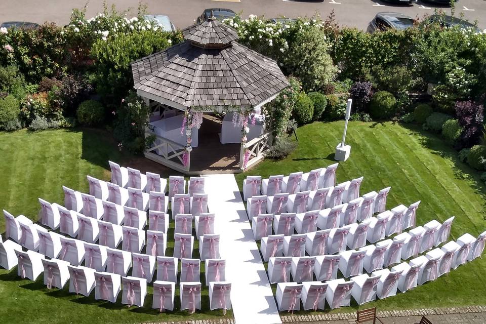 Outdoor ceremony