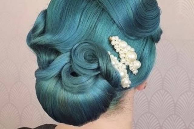 Vintage updo