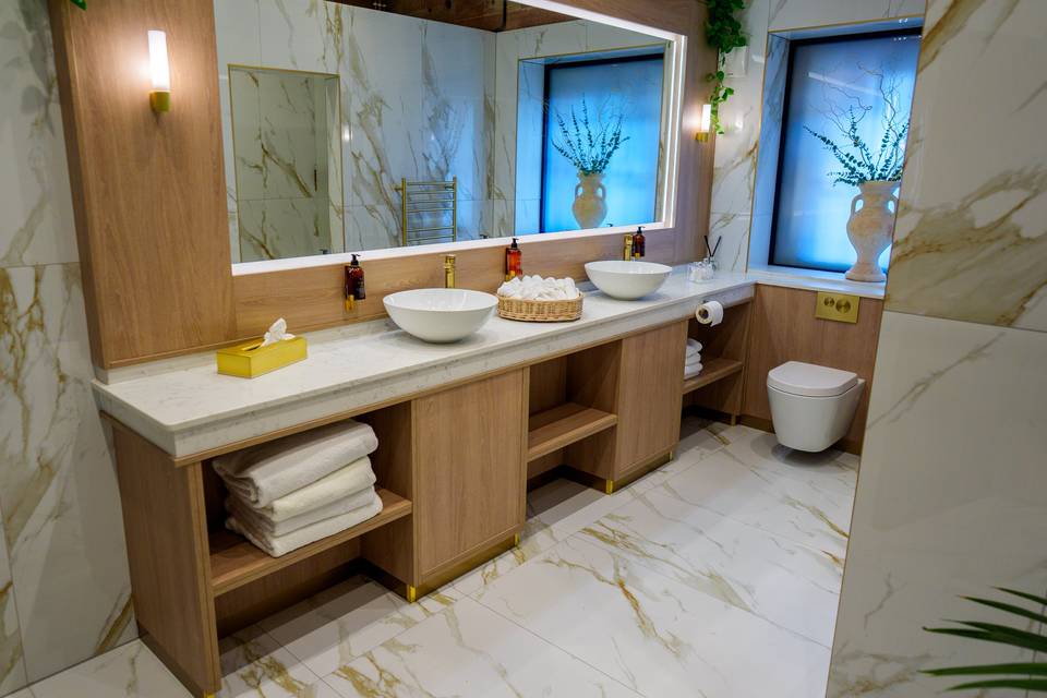 The Retreat- Bathroom