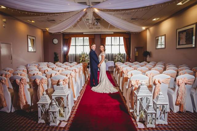 10 Fall Wedding Venues in Colorado That We Love