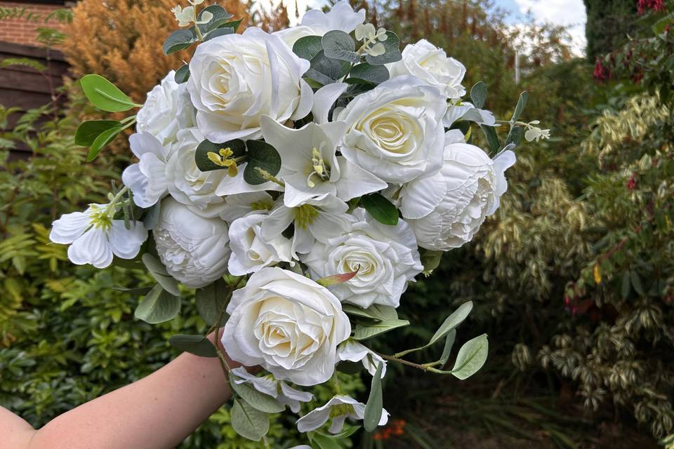 White Floral Bouquet