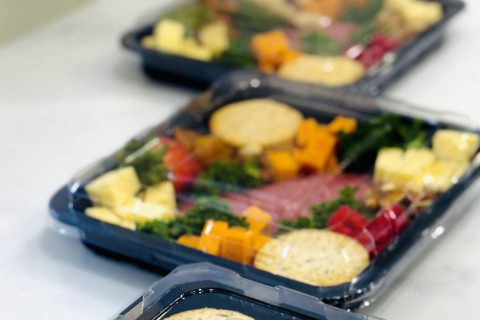 Medium graze boxes