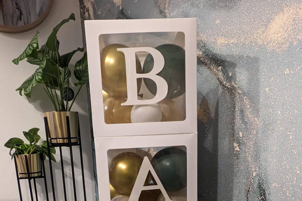 Balloon Letter Boxes