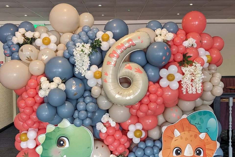 Balloon Wall